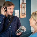 Le journaliste Raphaël Lardeur, la voix du podcast les gens du coin